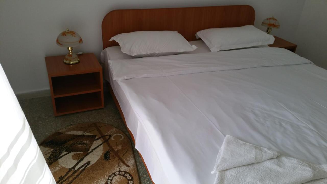 Hotel Sanda Венус Екстериор снимка