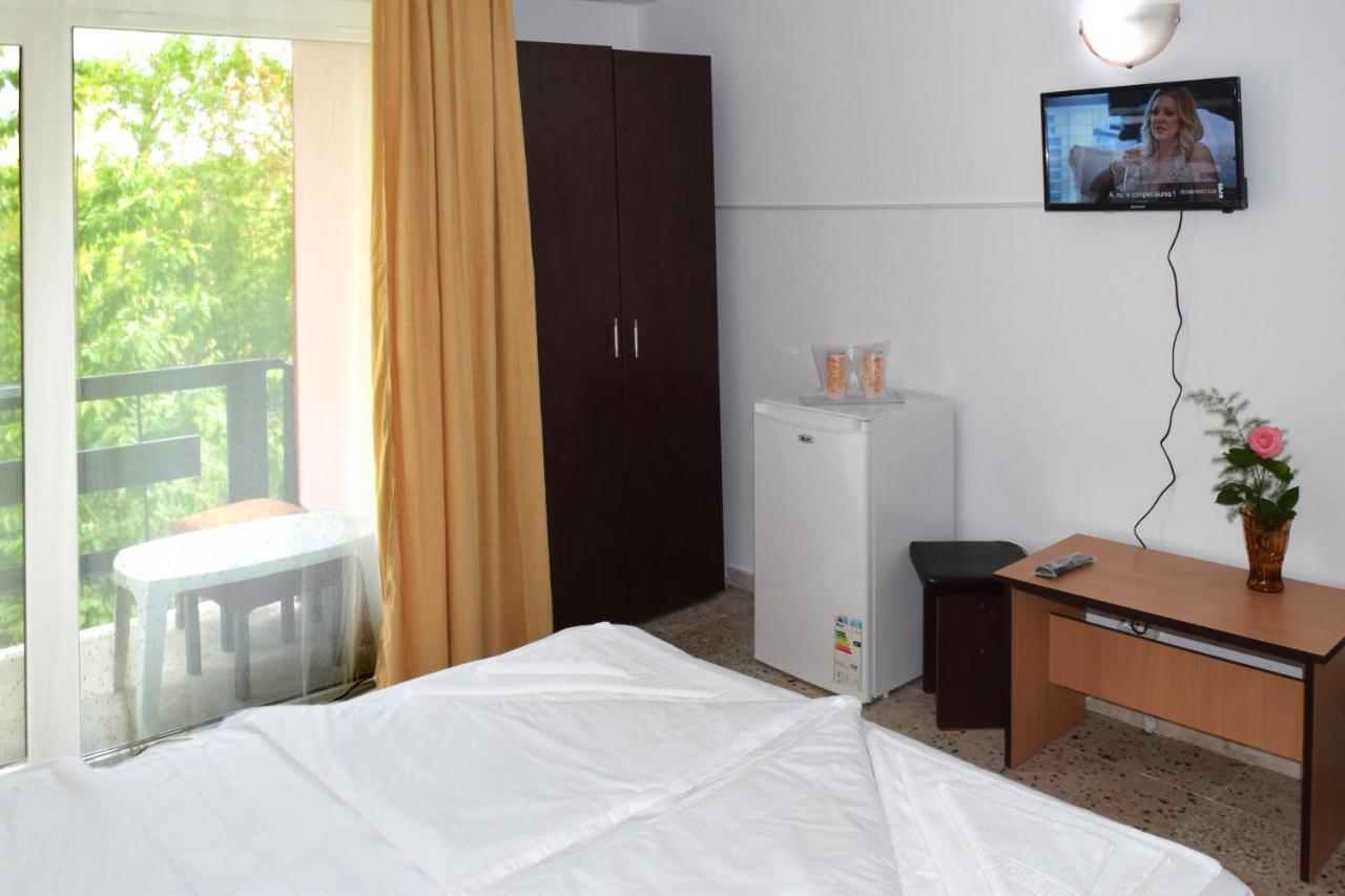 Hotel Sanda Венус Екстериор снимка
