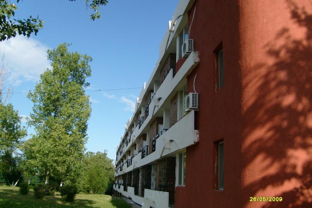 Hotel Sanda Венус Екстериор снимка
