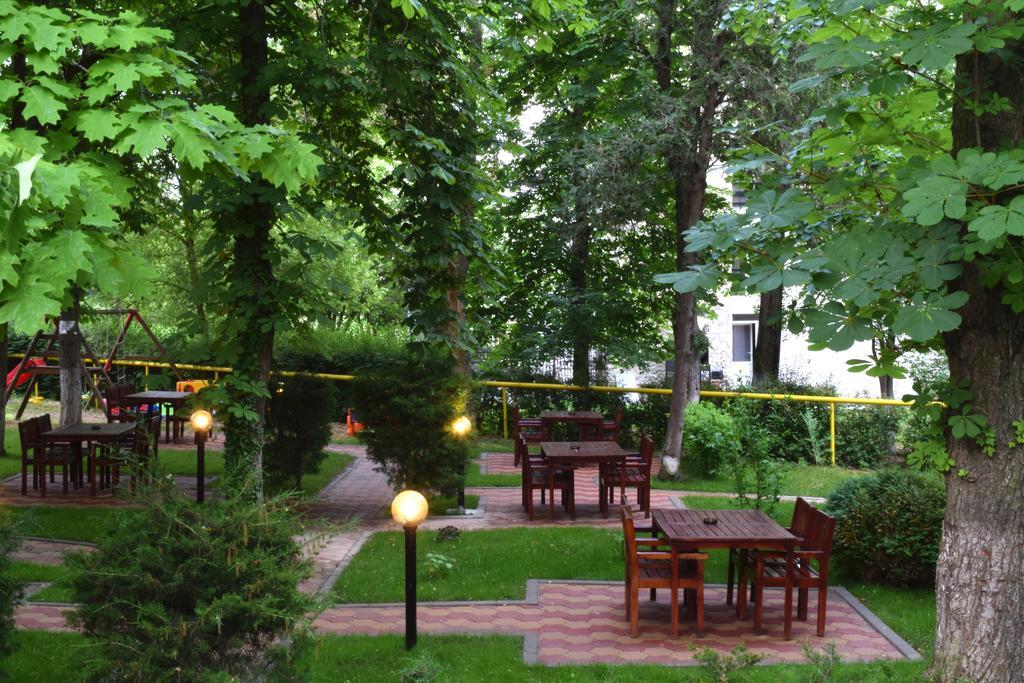 Hotel Sanda Венус Екстериор снимка
