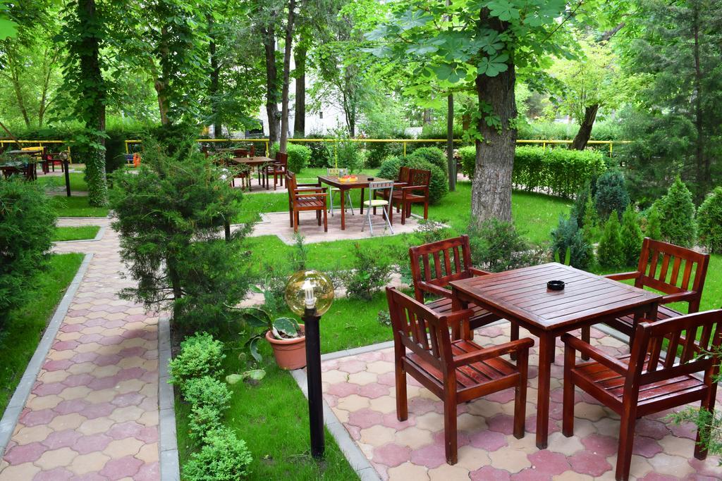 Hotel Sanda Венус Екстериор снимка